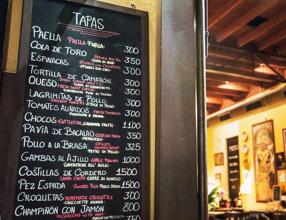 Understand the word “tapas” and how to eat cheap in Spain